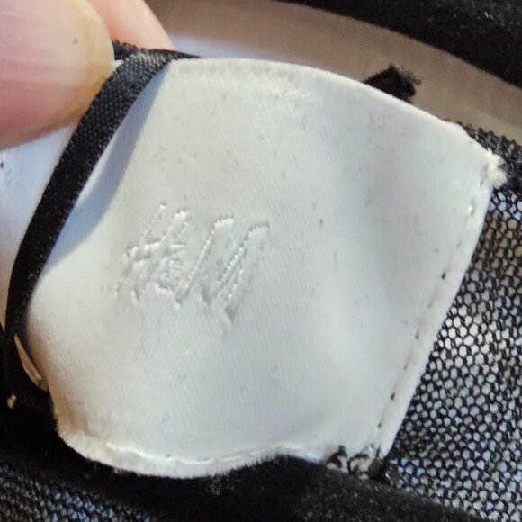 H&M Black Mesh Long Sleeve Top Size M NWT - Picture 3 of 4